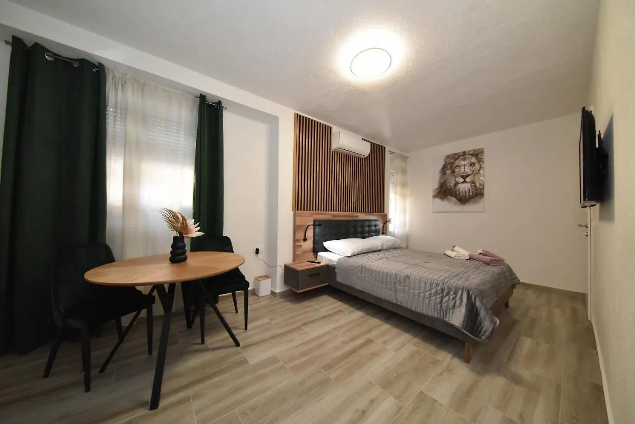 Sofia'S Studio & Room Apartman Zadar
