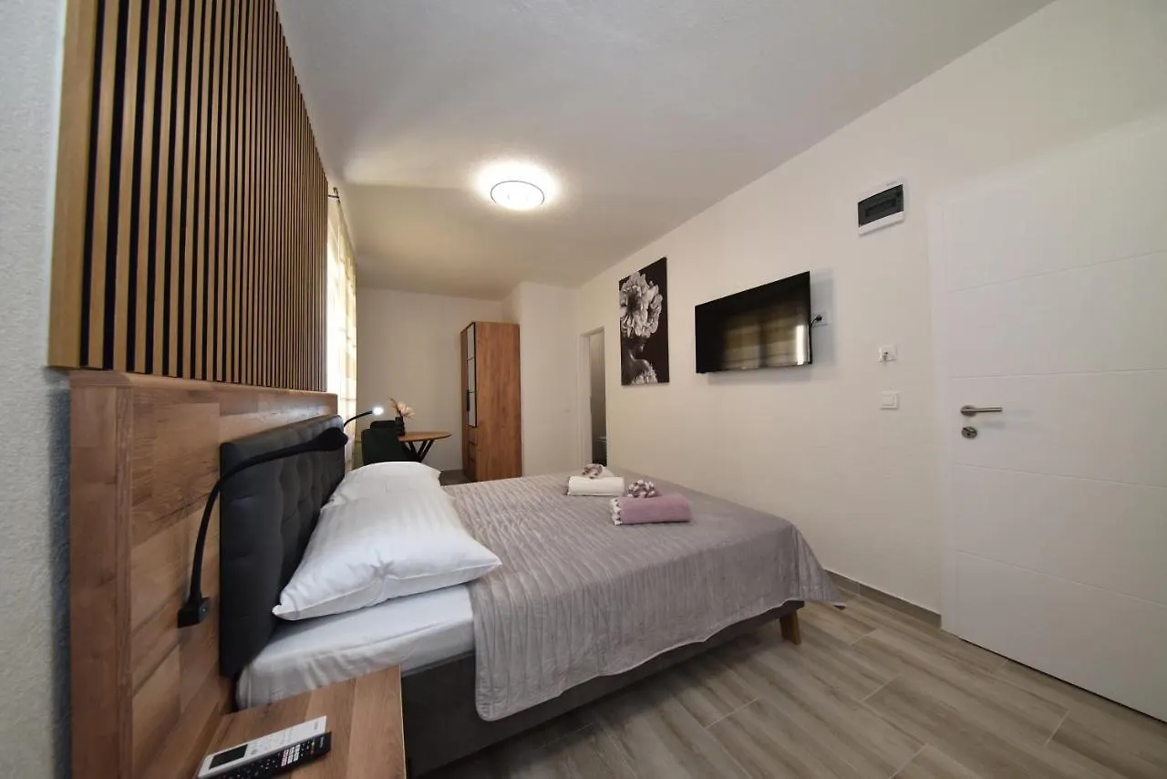 Sofia'S Studio & Room Zadar Apartment