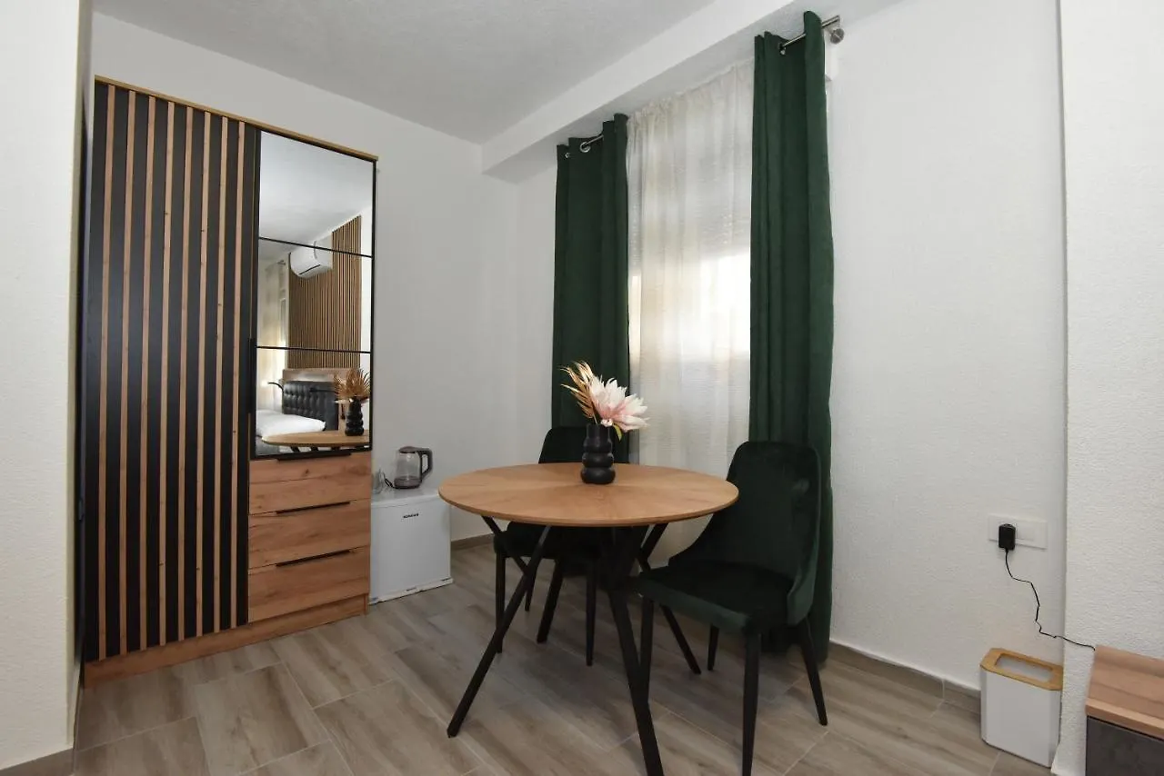 Apartman Sofia'S Studio & Room