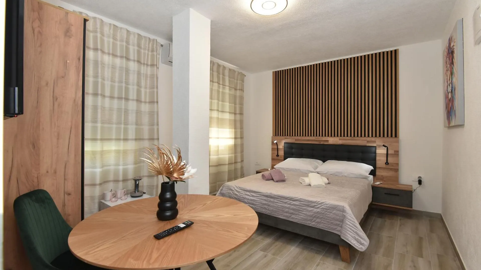 Sofia'S Studio & Room Apartman